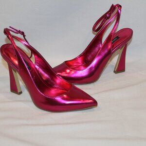 NEW NINE WEST FUSCHIA PINK METALLIC STRAPPY SANDALS SZ 6.5‎